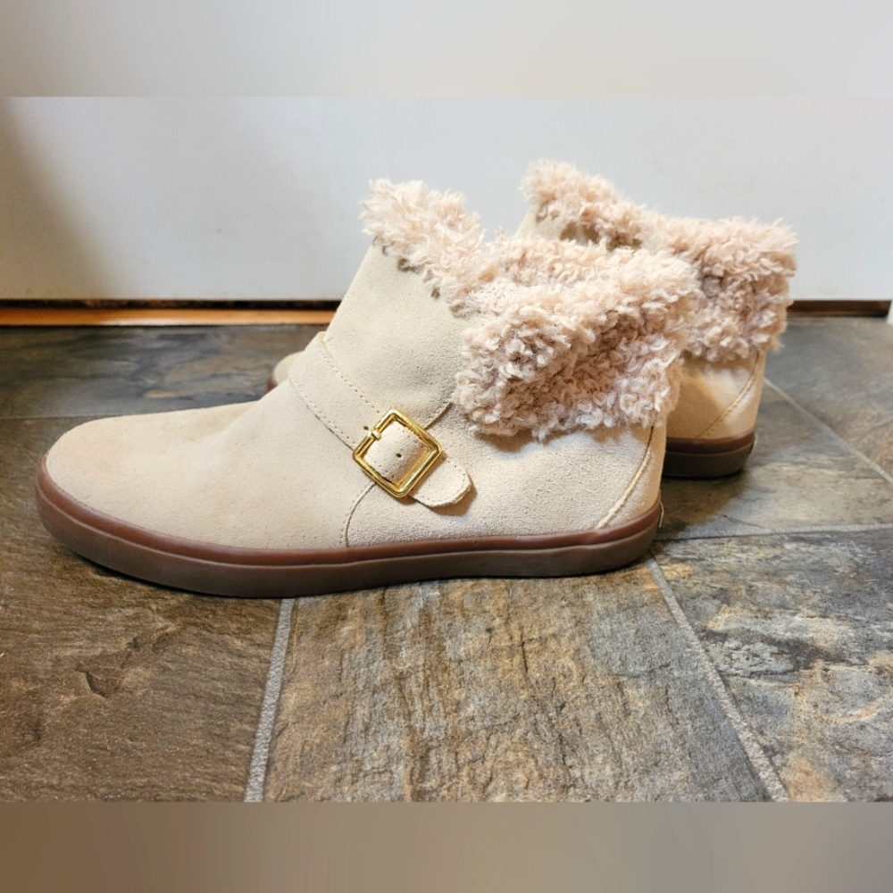Like New Cole Haan Nantucket Cozy Ankle Boot Size 9
